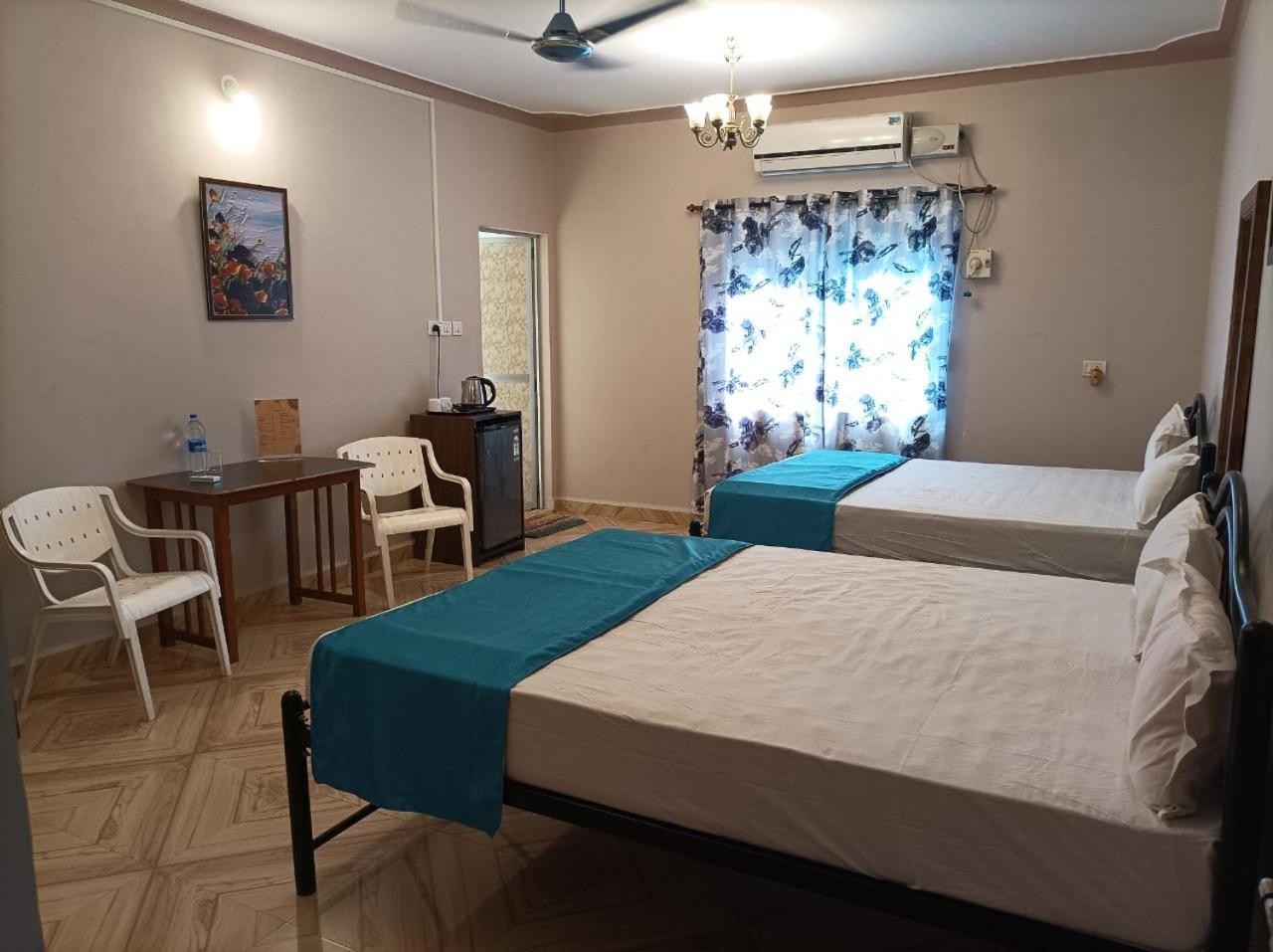 Bens Inn Mandrem Εξωτερικό φωτογραφία